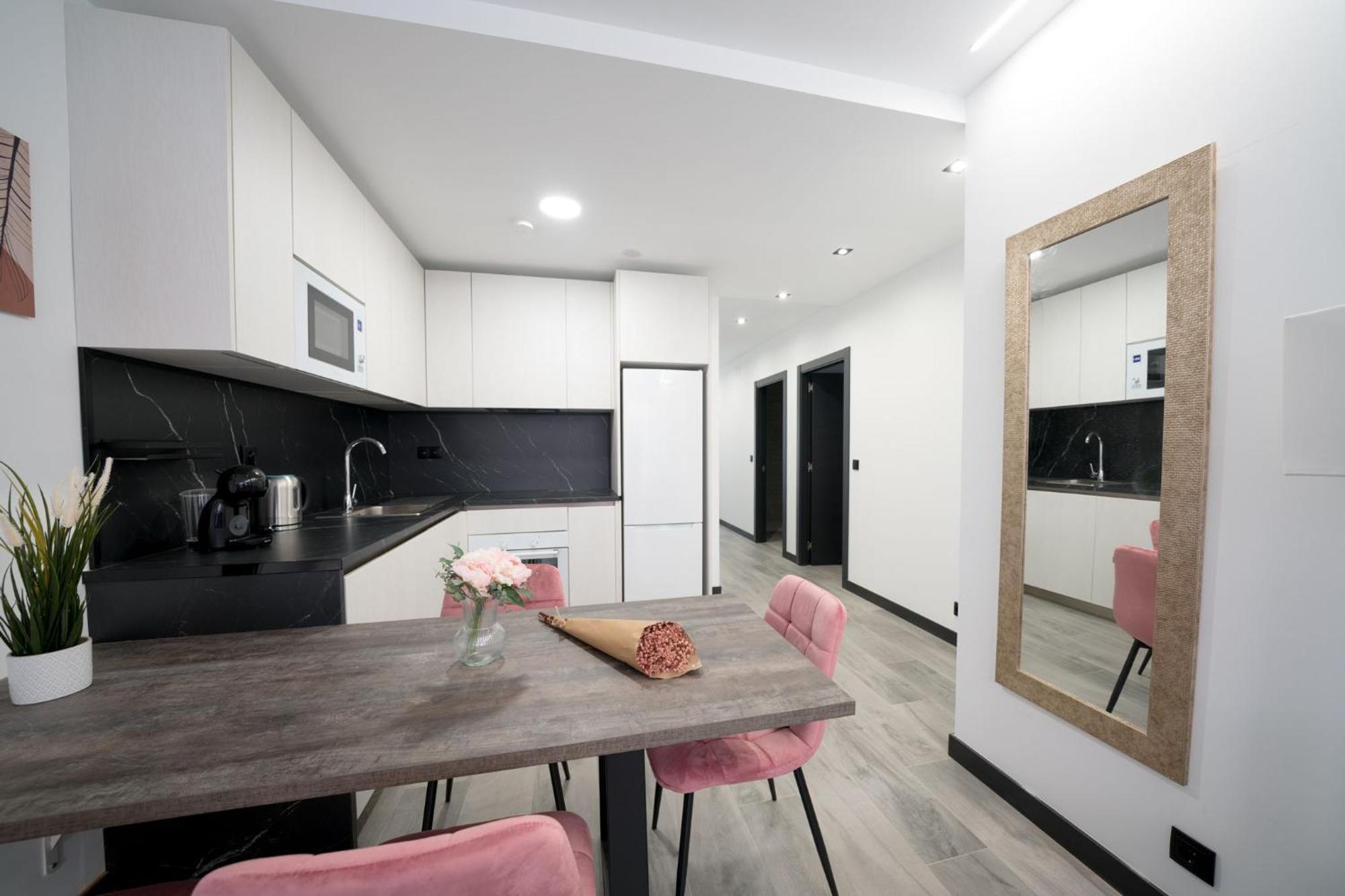 Apartamentos Go La Circular-Parking Gratuito บายาโดลิด ภายนอก รูปภาพ
